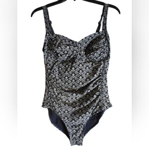 Niptuck Swim Blue And White 1 Pc Swimsuit Size 8 Vacation Summer Resortwear Pool